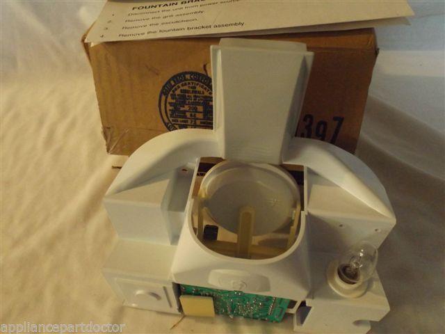 MAYTAG WHIRLPOOL REFRIGERATOR 61005890 FOUNTAIN NEW IN BOX MAYTAG WHIRLPOOL REFRIGERATOR 61005890 FOUNTAIN NEW IN BOX